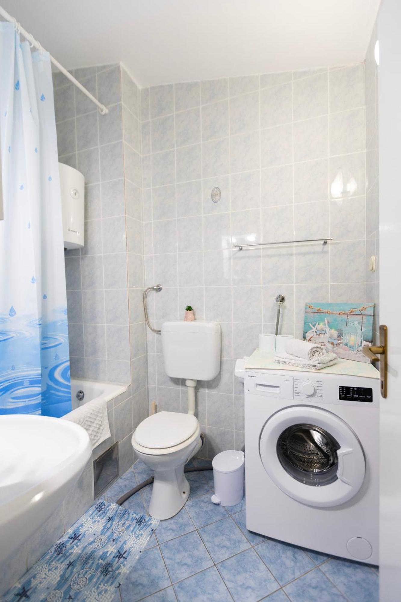 Apartments Rudi Локва-Рогозниця Екстер'єр фото