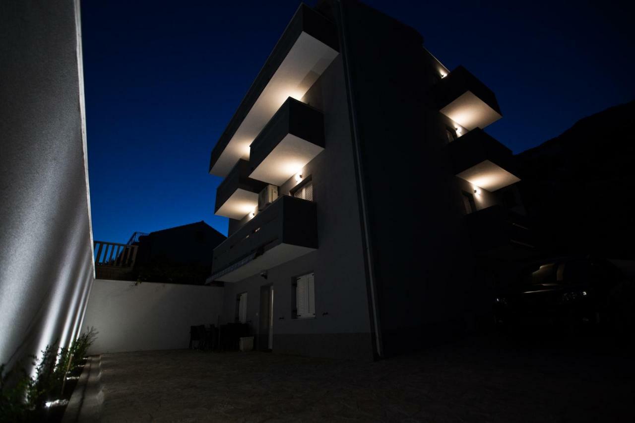 Apartments Rudi Локва-Рогозниця Екстер'єр фото